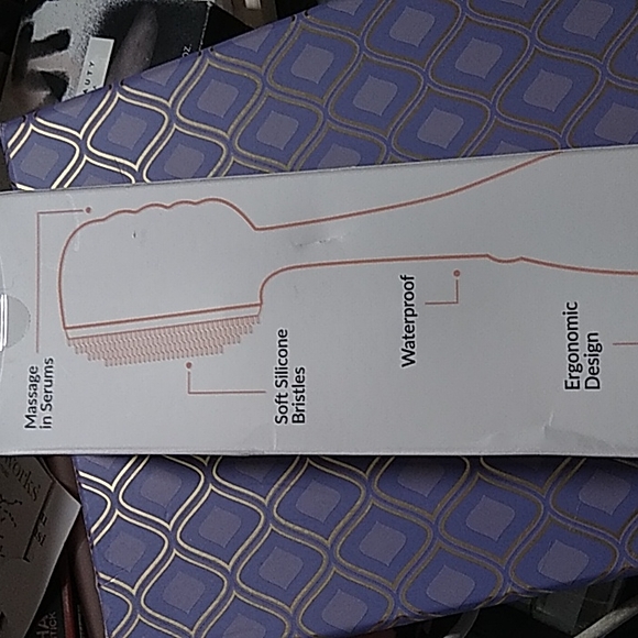 PMD CLEAN SMART FACIAL CLEANSING DEVICE - Picture 4 of 4